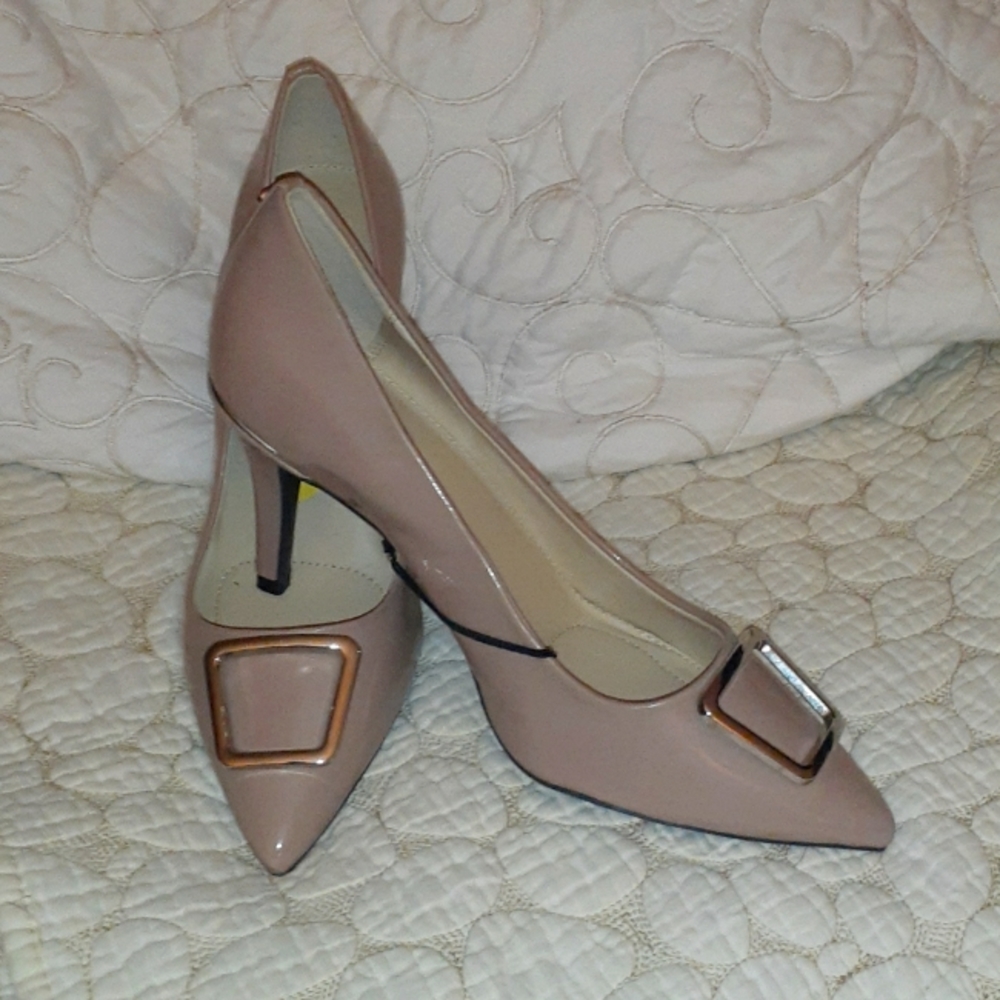 Jones New York heels size 9